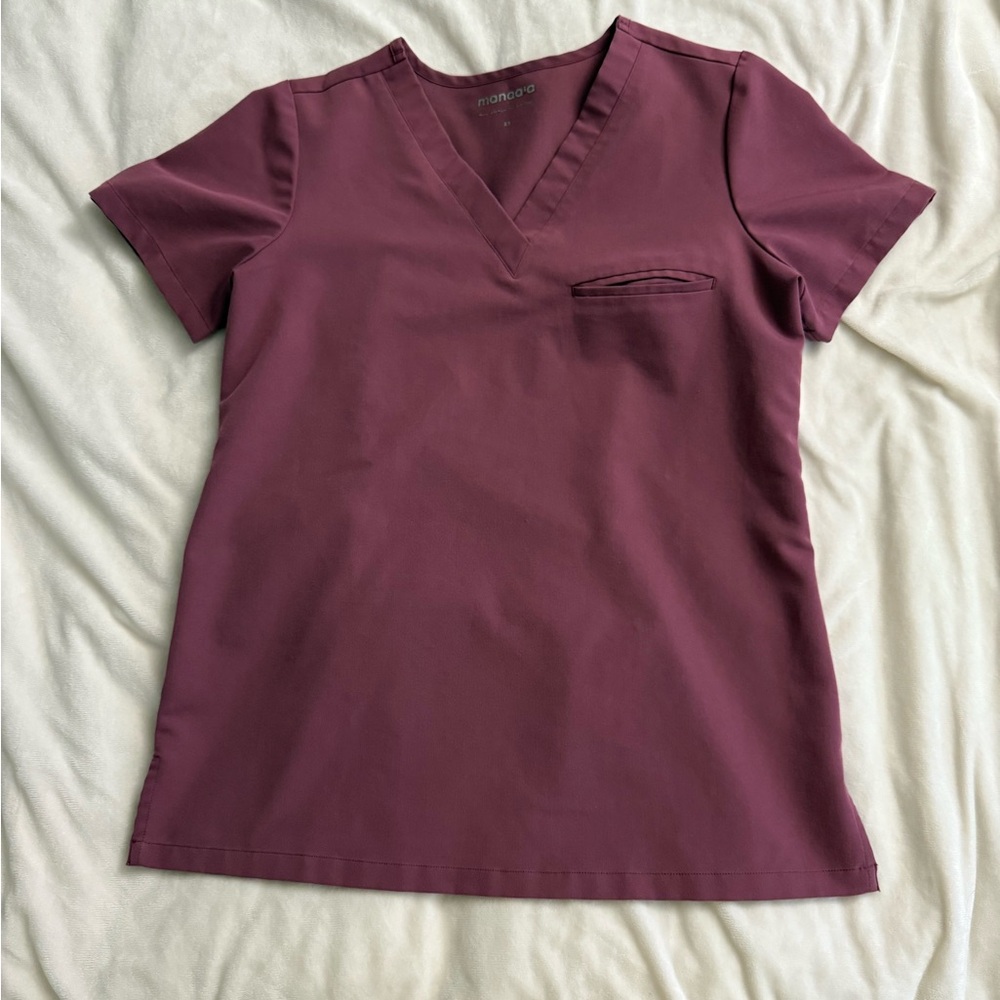 Mandala one pocket scrub top